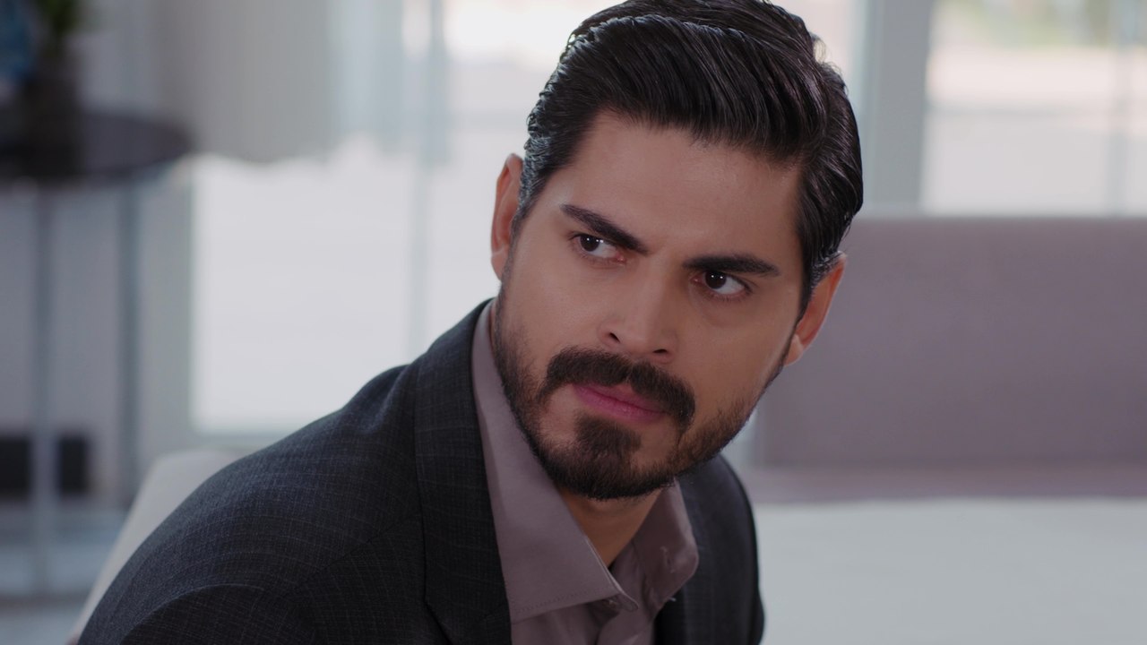 Gelin 114. Bölüm - 1 Ocak Çarşamba