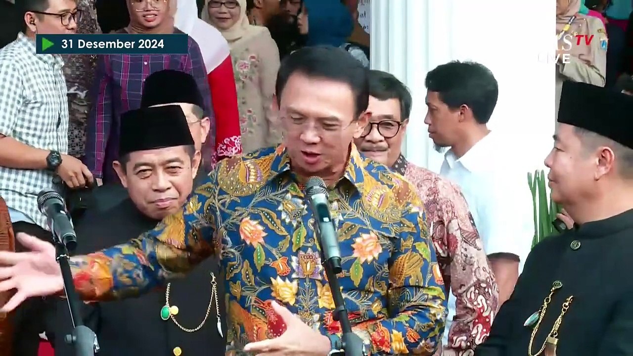 Jawaban Anies dan Ahok Ditanya Isi Obrolan Saat Duduk Bersebelahan di Balai Kota