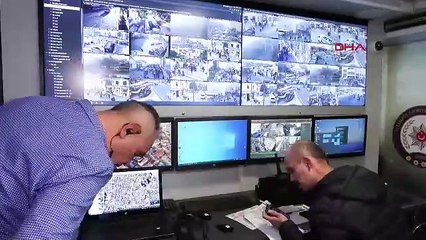 İstanbul- Taksim'de yılbaşı kutlamaları 15 binin üzerinde kamera ile takip ediliyor