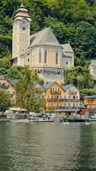 CHARMANT VILLAGE autrichien : Hallstatt