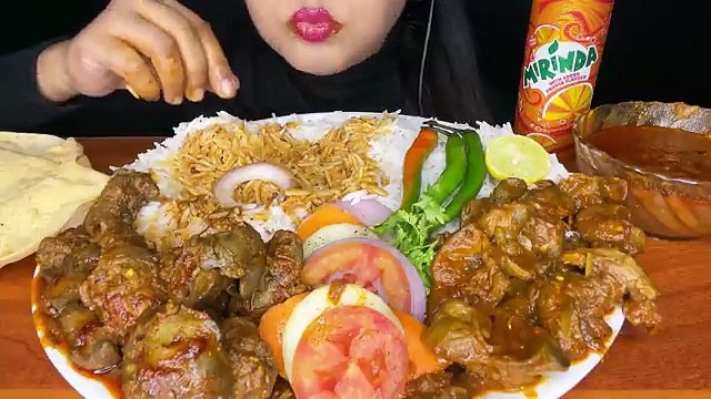 ASMR_EATING SPICY CHICKEN LIVER CURRY,GIZZARD CURRY,WHITE RICE & SALAD _ FOOD VIDEOS _