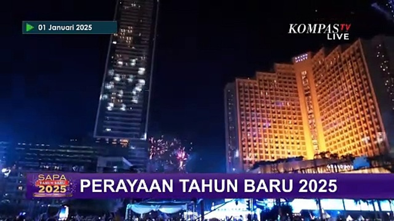 Detik-Detik Pergantian Tahun Baru 2025 di Bundaran HI