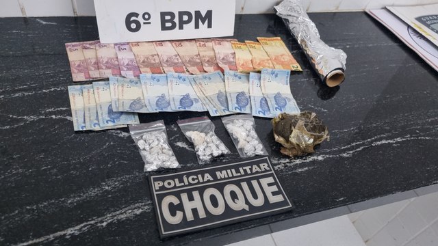 Choque apreende 72 pedras de crack no Bairro Interlagos; jovem é preso