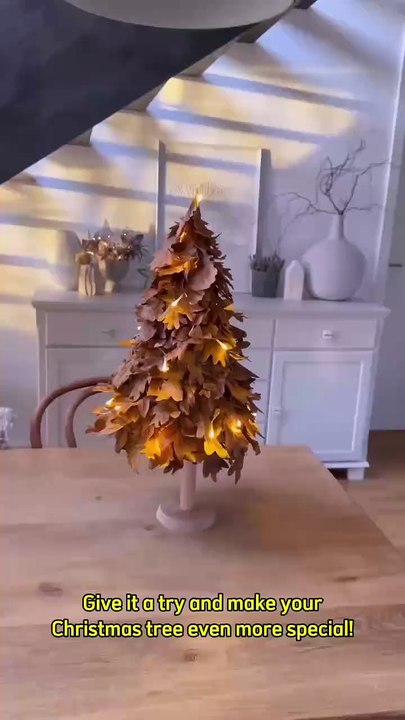 Unique Christmas Decorations Made from Dried Leaves – Try It Yourself