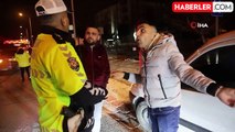 Alkollü Sürücü Yer Değiştirdi, Polis Ceza Kesti