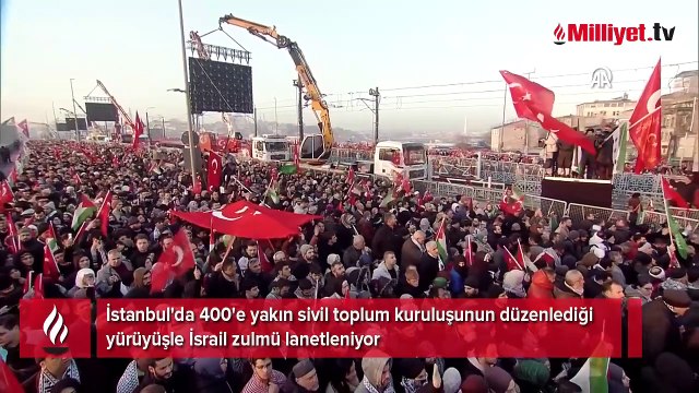 Filistin'e destek için Galata Köprüsü'nde düzenlenen yürüyüş başladı