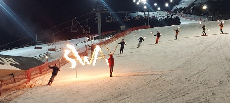 Palandöken ve Sarıkamış'ta yeni yıl coşkuyla karşılandı