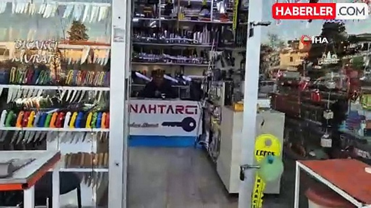 Bıçakçı ve Saksağan Rafa'nın Sıra Dışı Dostluğu
