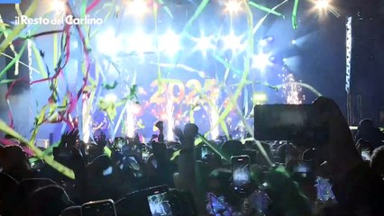 Video dell'incendio del Castello: Ferrara saluta il 2025