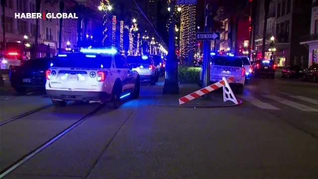 ABD'de bir araç kalabalığa daldı: Çok sayıda ölü var