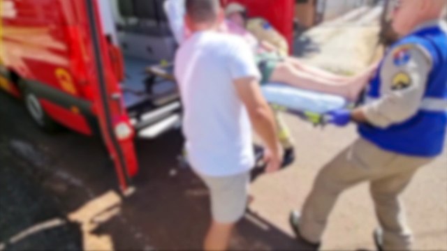 Com ferimento na cabeça, mulher é socorrida pelo Siate