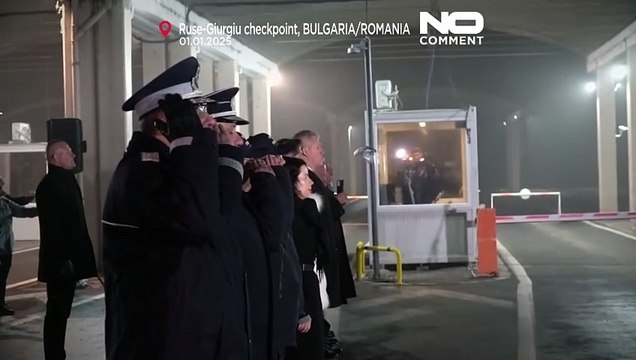 جشن پیوستن رومانی و بلغارستان به حوزه شنگن؛ صف‌های طولانی در گذرگاه‌های مرزی به خاطره‌ها پیوست