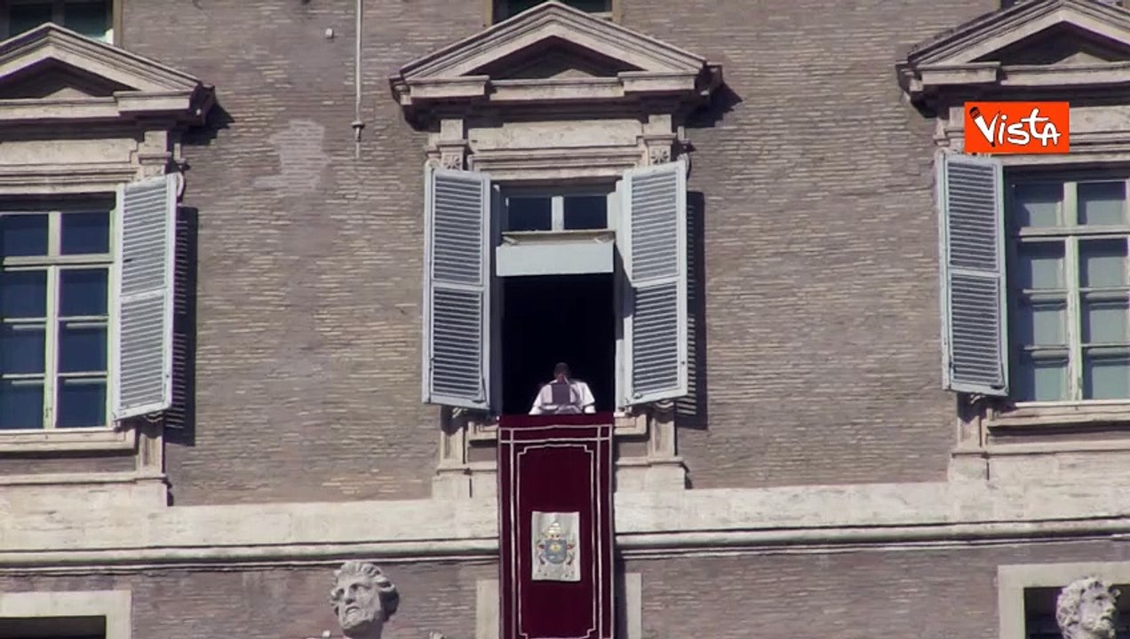 Papa Francesco: "La guerra distrugge ed ? sempre una sconfitta per tutti"