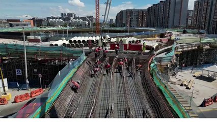 Construcción de la glorieta elevada en la avenida Ciudad de Cali  en un 61 por ciento