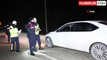 Bolu'da Jandarma Ekiplerinden Gece Trafik Denetimi