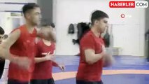 Genç Güreşçi Ecvet Aracı Türkiye Şampiyonasına Hazırlanıyor