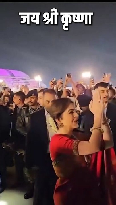 जब नीता अंबानी जी जैसी प्रेरणादायक महिलाएं हमारी संस्कृति का सम्मान करती हैं,