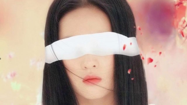 The Return of the Condor Heroes Little Dragon Maiden Long'er got her eyes covered by cloth 神鵰俠侶 - 電視 Liu Yifei 刘亦菲