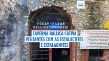 Caverna Ballıca, na Turquia, cativa visitantes com as estalactites e estalagmites