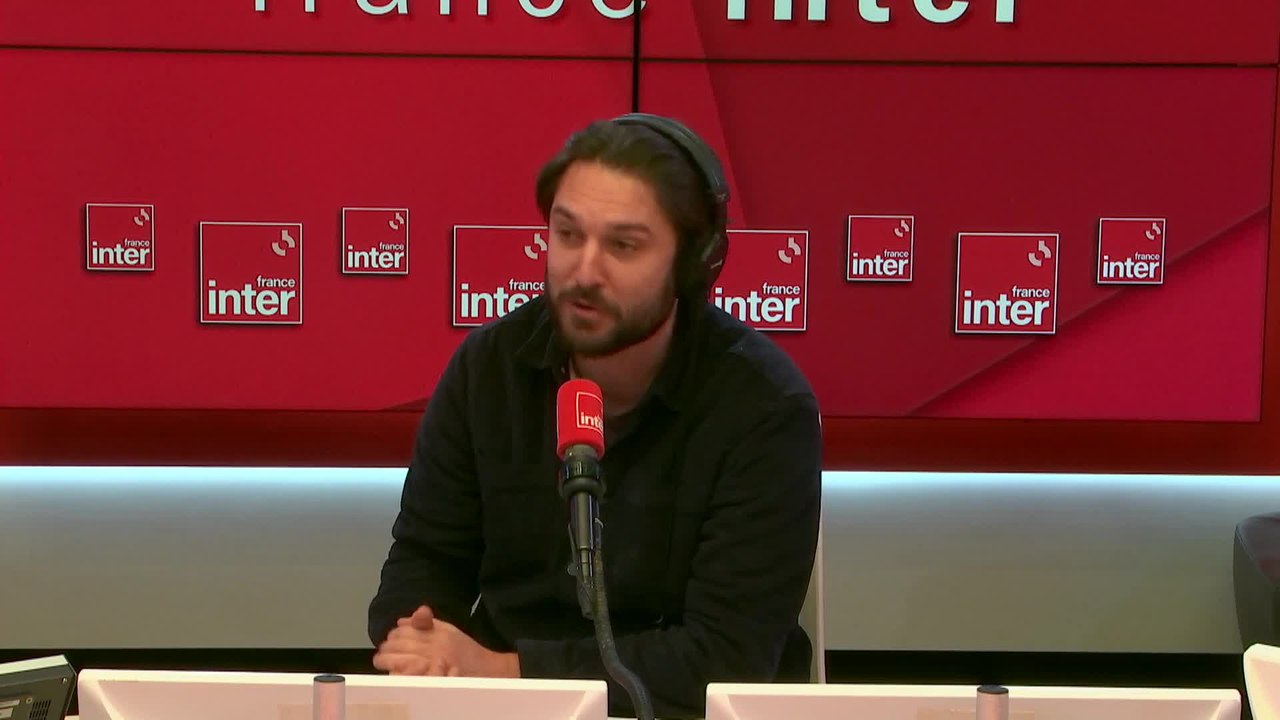 "Je viens d'un milieu populaire et j'aime le retrouver dans les histoires que j'écris", raconte Franck Dubosc