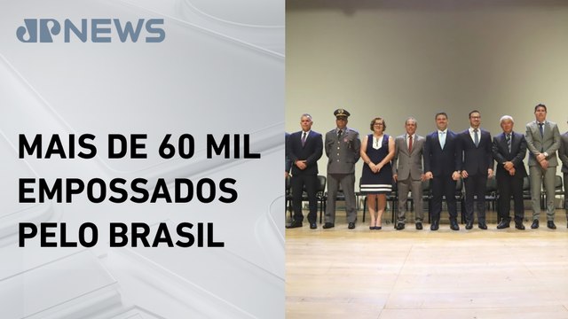 Eleitos em outubro, prefeitos e vereadores tomam posse no primeiro dia de 2025