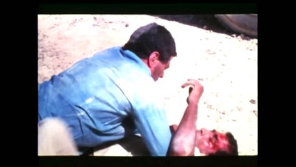 احمد ذكى فى فيلم البرئ لما مثل شخصية الجندى المصرى الفدائى #البرئ