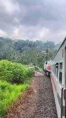 Menyusuri Perkampungan 🤭😊😂😂