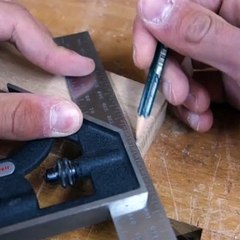 "Crafting a Stunning Mitered Joint with Oak & Redwood"-😎-project2025-#Woodworking #Handmade #WoodDesign #WoodLovers #Satisfying
