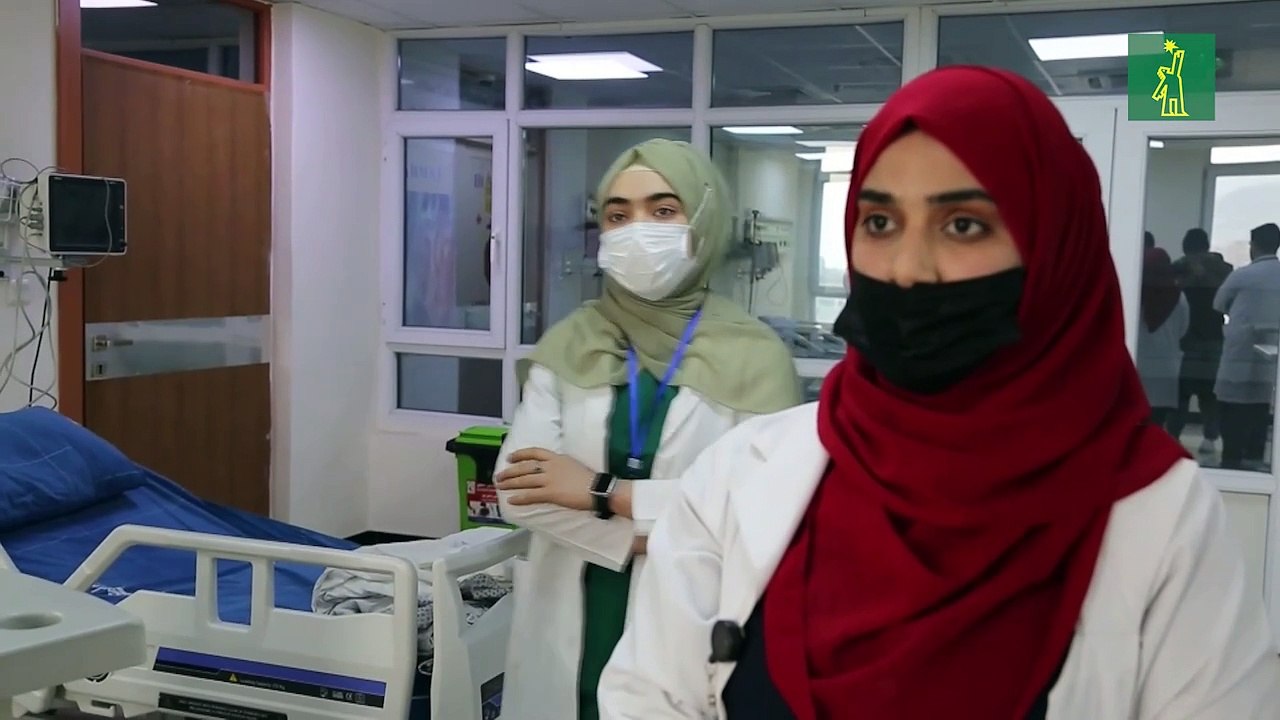 Las afganas se preguntan quién las tratará tras el veto talibán a los estudios médicos