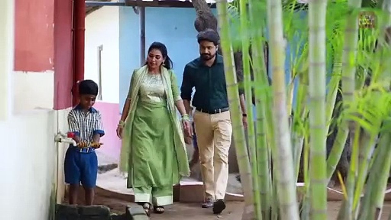 Ilakkiya 02-01-2025 Sun Tv Serial--Serials in Tamil