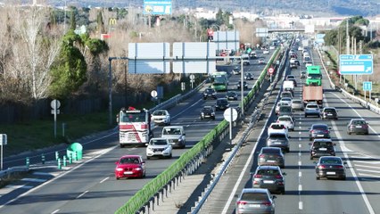 España vende más de un millón de turismos en 2024 (+7,1%) y recupera registros prepandemia