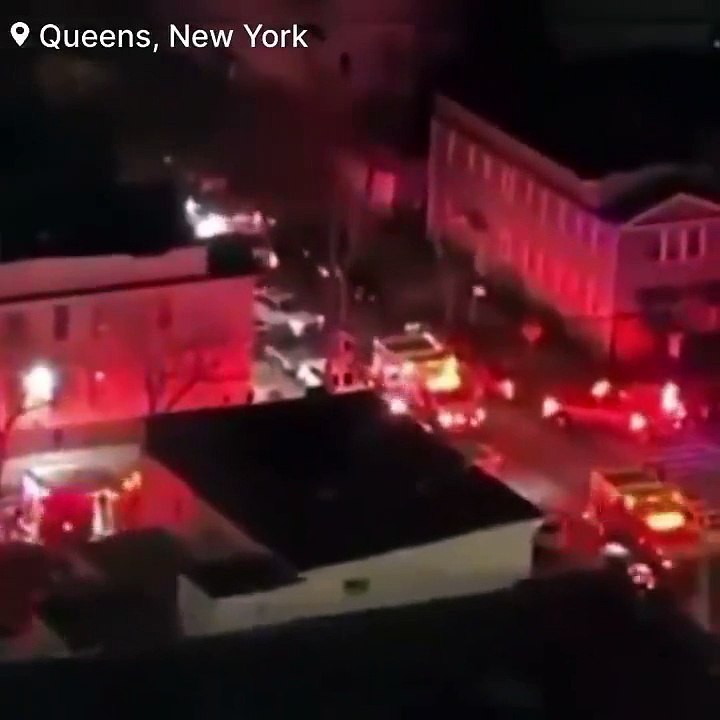 Tiroteio no Queens deixa 10 feridos em frente a boate
