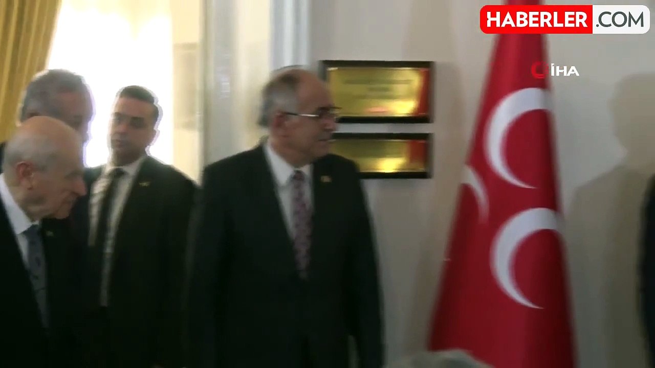 DEM Parti Heyeti MHP Lideri Bahçeli ile Görüştü - Dailymotion Video