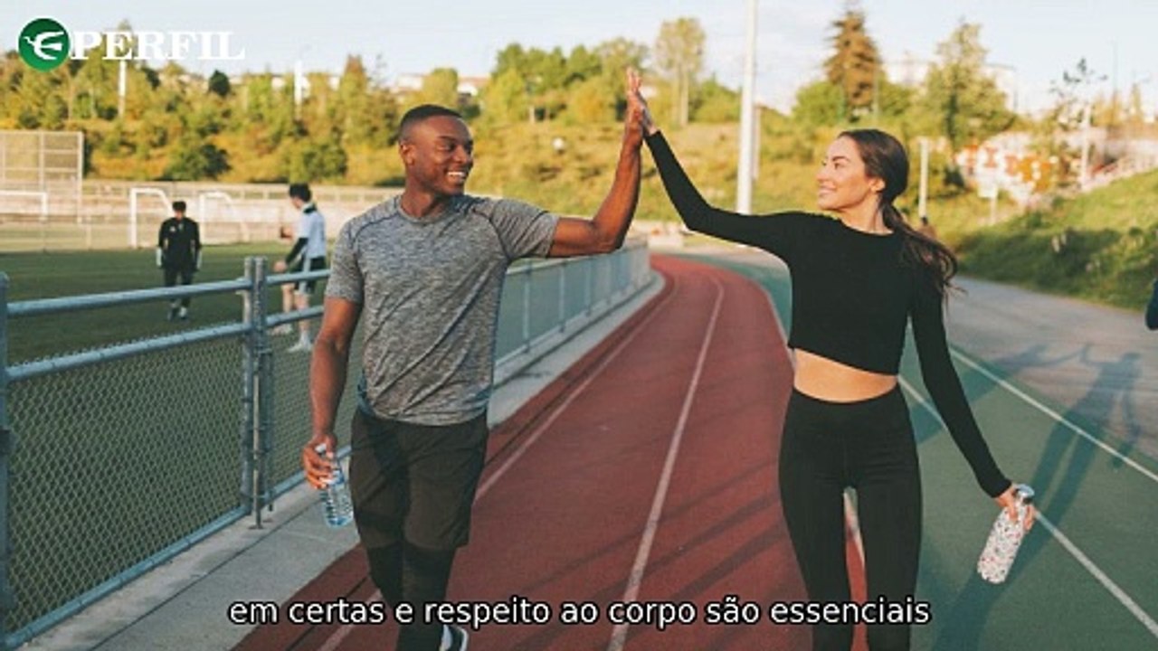 "2025: Corra na praia mais bela e descubra os microplásticos nos saquinhos de chá!"