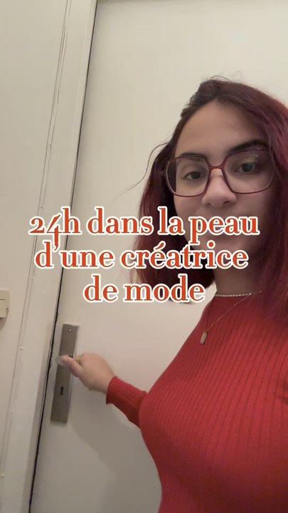 Alors ce pantalon te dis quelque chose ? 😊 Je te montre le résultat demain de cette création 🥰  En attendant si toi aussi tu veux une création unique et sur mesure, en tissus upcyclé, n’hésite pas à m’envoyer un message 🥰💌