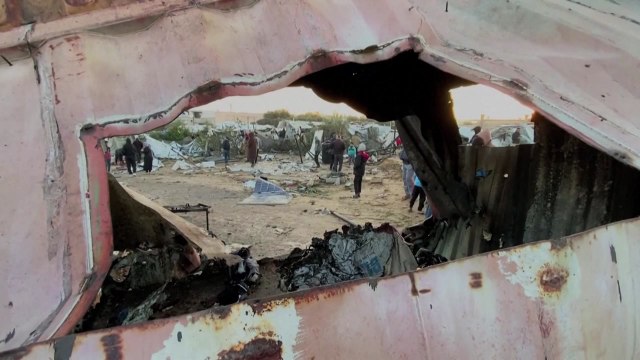 이스라엘군 공습으로 가자지구 고위경찰 포함 최소 18명 사망 / YTN