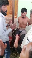 ಕಳ್ಳತನ ಮಾಡಲು ಬಂದು ಸಿಕ್ಕಿಬಿದ್ದ ಯುವಕ,‌ಕಂಬಕ್ಕೆ ಕಟ್ಟಿ ಗ್ರಾಮಸ್ಥರು ಕೊಟ್ಟರು ಗೂಸಾ