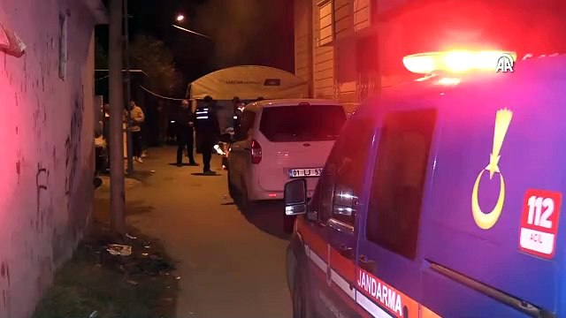 🔴Adana'da 15 yaşındaki çocuğun yol kenarında silahla vurulmuş halde ölü bulunmasıyla ilgili ailesi gözaltına alındı. 🔗 guneydoguekspres.com/yol-kenarinda-olu-bulunan-cocugun-ailesi-gozaltina-alindi