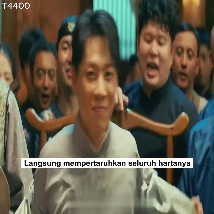 Lao Hu, seorang tukang kayu terkenal di Kota Changle, terpaksa melanggar aturan ini.
