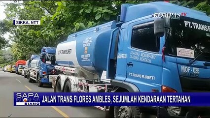 Jalan Trans Flores di Blawuk Sikka Ambles, Sejumlah Kendaraan Tertahan