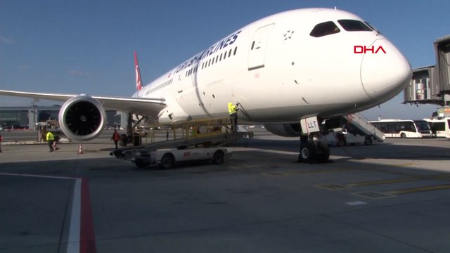 Ferdi Tayfur'un cenazesi İstanbul'a getirildi