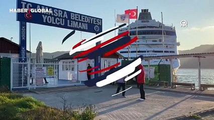 "Astoria Grande" kruvaziyeri Amasra'ya yılın ilk seferini yaptı