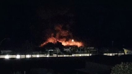 Incendio nello chalet Antonio sul lungomare sud