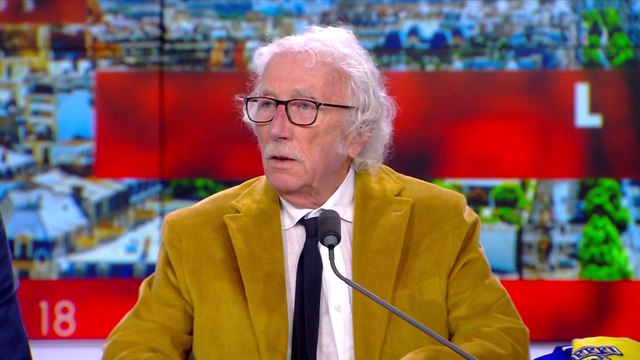 La veste de Jacques Vendroux fait débat