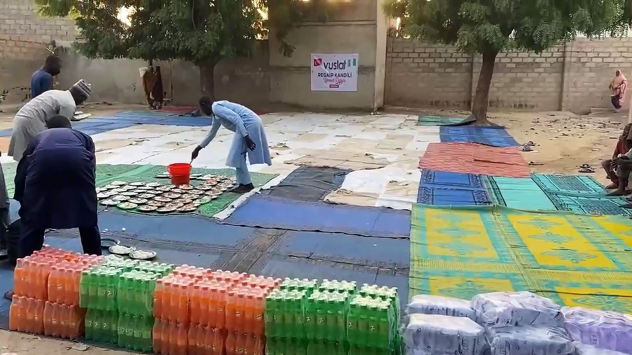 Regaip Kandili İftar Sofrası - Nijerya | Vuslat Derneği 2025