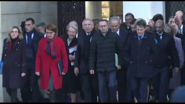 L'arrivo del governo Bayrou per il primo consiglio ministri francese