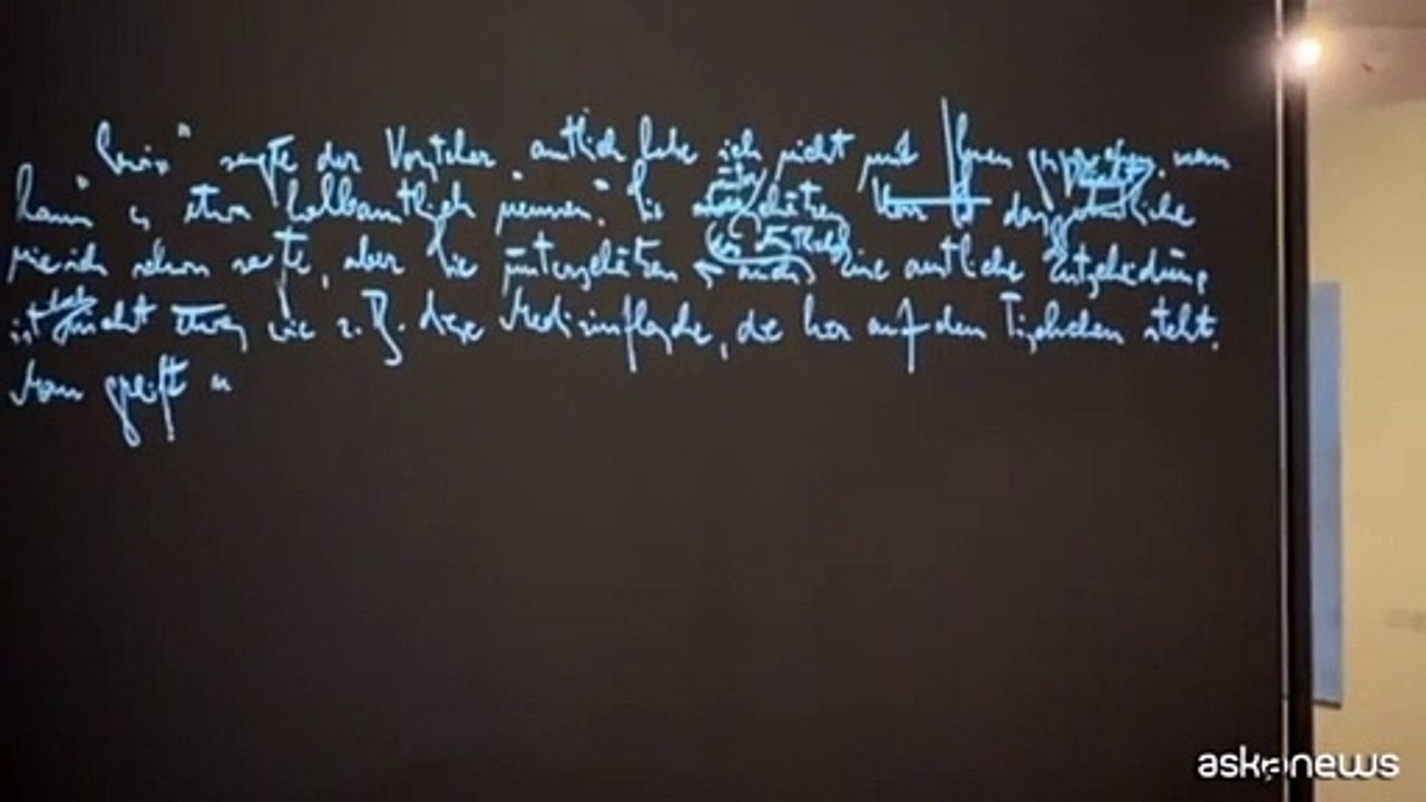 Kafka "scrive" e il pubblico lo legge in diretta