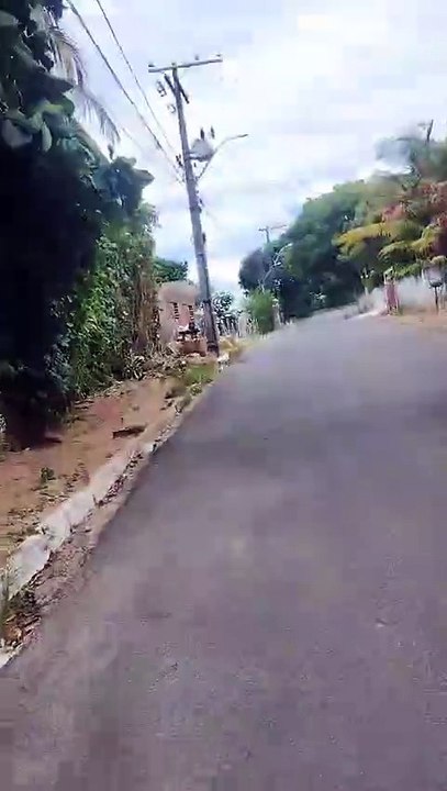 Moradores da região de Praia do Forte denunciam falta de abastecimento de água