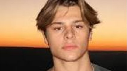 Cameron Smet : le petit-fils de Johnny Hallyday se la coule douce en ce début d’année !