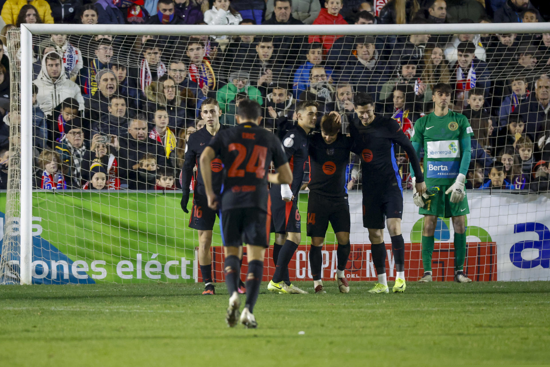 Flick positive despite Barca's registration problem
